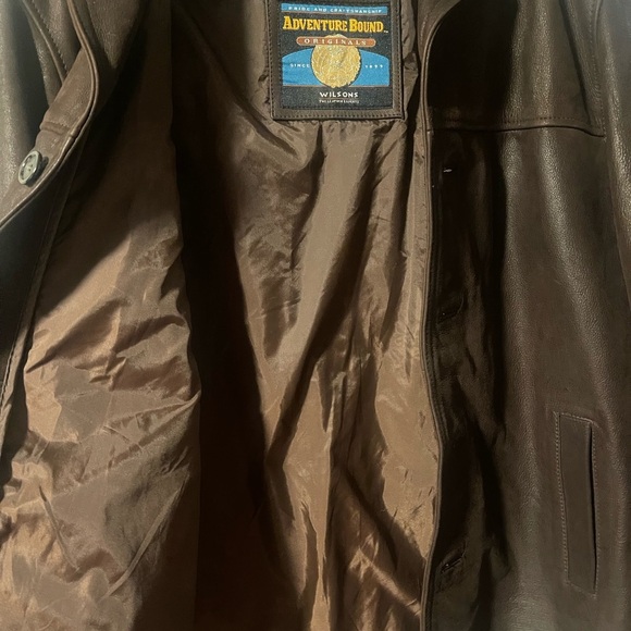 Wilson’s Brown Leather jacket Adventure Bound - Picture 4 of 6